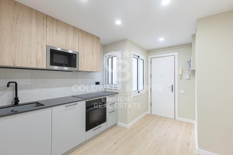 Apartamento en venta en Barcelona, España 3 dormitorios, 70 m2 No. 157459 - foto 9
