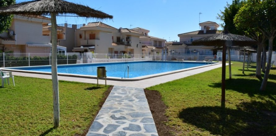 Villetta a schiera a Playa Flamenca II, Alicante, Spagna 3 camere da letto, 89 mq. N° 144413