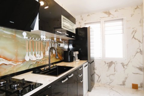 Apartment for sale in Torrevieja, Alicante, Spain 3 bedrooms, 85 sq.m. No. 144414 - photo 22