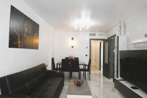Apartment for sale in Torrevieja, Alicante, Spain 3 bedrooms, 85 sq.m. No. 144414 - photo 28
