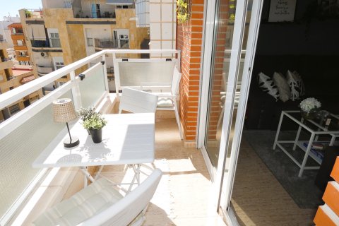 Apartment for sale in Torrevieja, Alicante, Spain 3 bedrooms, 79 sq.m. No. 144416 - photo 10