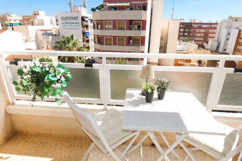 Apartment for sale in Torrevieja, Alicante, Spain 3 bedrooms, 79 sq.m. No. 144416 - photo 11