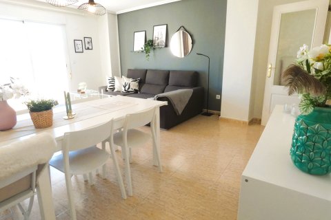 Apartment for sale in Torrevieja, Alicante, Spain 3 bedrooms, 79 sq.m. No. 144416 - photo 4