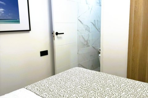 Apartment for sale in Torrevieja, Alicante, Spain 3 bedrooms, 83 sq.m. No. 144415 - photo 5