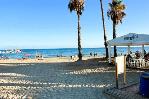 Apartment for sale in Torrevieja, Alicante, Spain 3 bedrooms, 83 sq.m. No. 144415 - photo 27