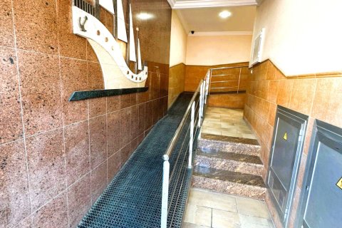 Apartment for sale in Torrevieja, Alicante, Spain 3 bedrooms, 83 sq.m. No. 144415 - photo 28