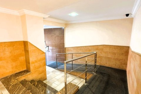 Apartment for sale in Torrevieja, Alicante, Spain 3 bedrooms, 83 sq.m. No. 144415 - photo 29