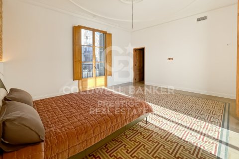 Apartment à vendre à Barcelona, Espagne, 3 chambres, 209 m2 No. 159292 - photo 14