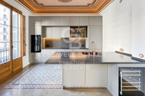 Apartment à vendre à Barcelona, Espagne, 3 chambres, 209 m2 No. 159292 - photo 8