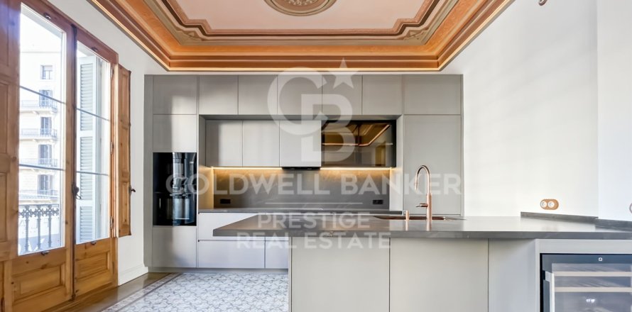 Apartment à Barcelona, Espagne 3 chambres, 209 m2 No. 159292