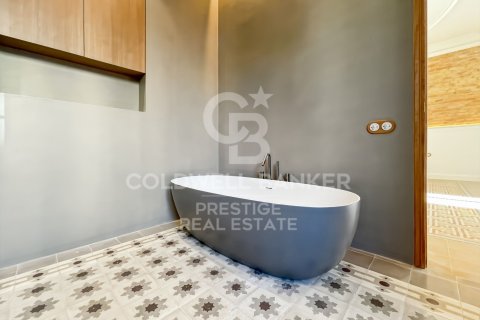 Apartment à vendre à Barcelona, Espagne, 3 chambres, 209 m2 No. 159292 - photo 19