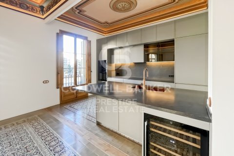 Apartment à vendre à Barcelona, Espagne, 3 chambres, 209 m2 No. 159292 - photo 6