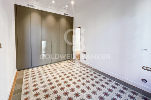 Apartment à vendre à Barcelona, Espagne, 3 chambres, 209 m2 No. 159292 - photo 28