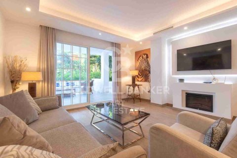 Lägenhet till salu i Marbella, Malaga, Spanien 2 sovrum, 150 kvm. Nr. 159291 - foto 3
