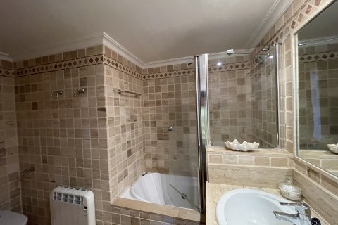 Apartment for rent in Can Picafort, Mallorca, Spain 2 bedrooms, 150 sq.m. No. 195230 - photo 15