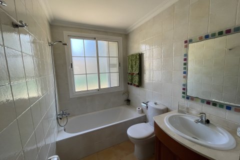 Apartment for rent in Can Picafort, Mallorca, Spain 2 bedrooms, 150 sq.m. No. 195230 - photo 16