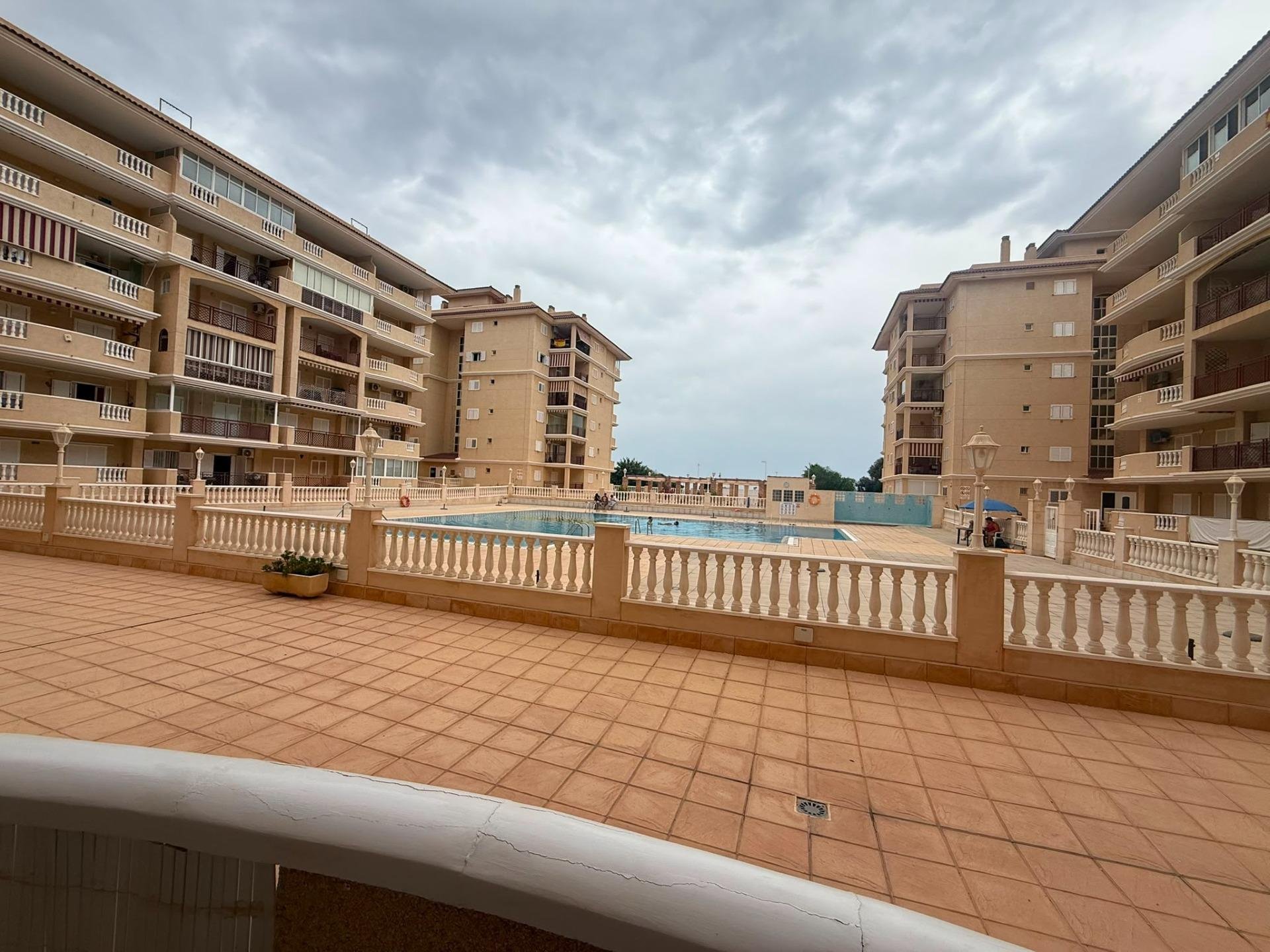 Apartamento en La Mata, Alicante, España 2 dormitorios, 70 m2 No. 195236