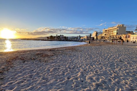 Lägenhet till salu Palma de Majorca, Mallorca, Spanien 3 sovrum, 86 kvm. Nr. 111998 - foto 4
