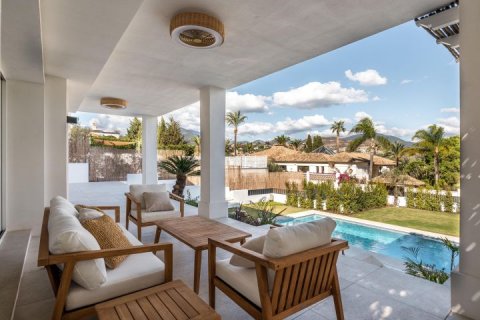 Huvila myytävänä Marbella, Malaga, Espanja, 5 makuuhuonetta, 448 m2 No. 136035 - kuva 20