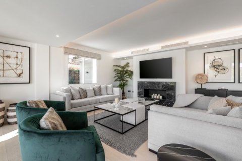 Huvila myytävänä Marbella, Malaga, Espanja, 5 makuuhuonetta, 448 m2 No. 136035 - kuva 5
