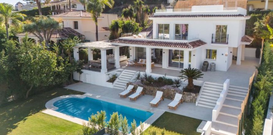 Villa in Marbella, Malaga, Spanien 5 Schlafzimmer, 448 m2 Nr. 136035