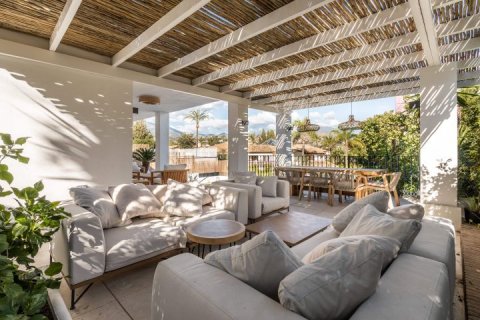 Huvila myytävänä Marbella, Malaga, Espanja, 5 makuuhuonetta, 448 m2 No. 136035 - kuva 13