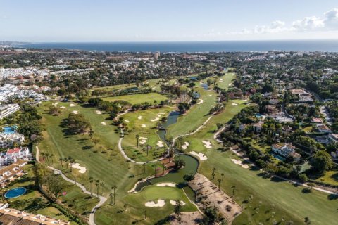 Huvila myytävänä Marbella, Malaga, Espanja, 5 makuuhuonetta, 448 m2 No. 136035 - kuva 3
