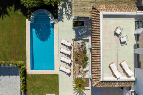 Huvila myytävänä Marbella, Malaga, Espanja, 5 makuuhuonetta, 448 m2 No. 136035 - kuva 16