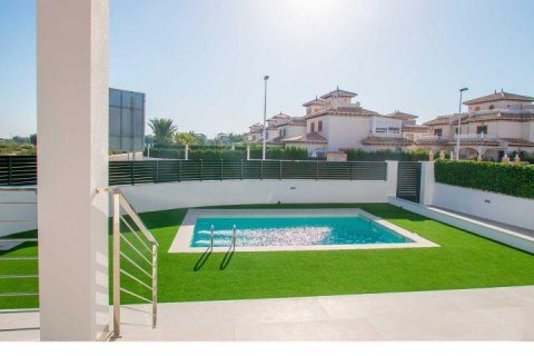 Продажа виллы Ла Марина, Аликанте, Испания 3 спальни, 126м2 №111334 - фото 3