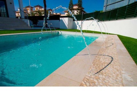 Продажа виллы Ла Марина, Аликанте, Испания 3 спальни, 126м2 №111334 - фото 5
