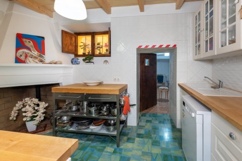 Townhouse for sale in Selva, Mallorca, Spain 3 bedrooms, 140 sq.m. No. 167300 - photo 12