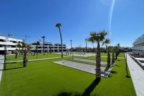 Kattohuoneisto myytävänä Guardamar del Segura, Alicante, Espanja, 2 makuuhuonetta, 64 m2 No. 154740 - kuva 24