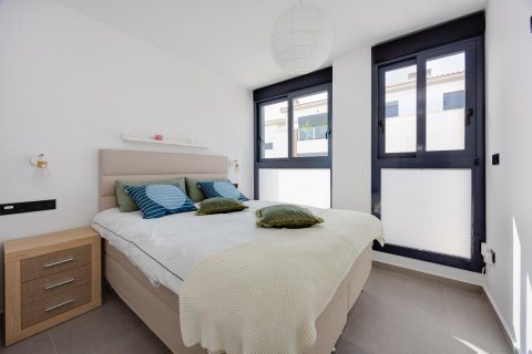 House for sale in Guardamar del Segura, Alicante, Spain 2 bedrooms, 124.1 sq.m. No. 196064 - photo 20