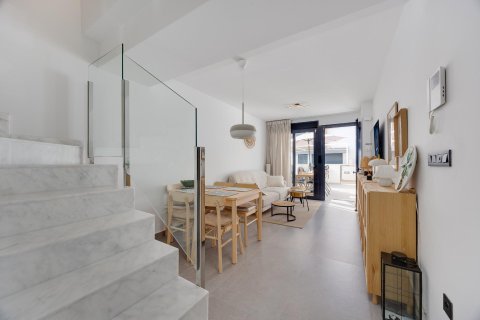 House for sale in Guardamar del Segura, Alicante, Spain 2 bedrooms, 124.1 sq.m. No. 196064 - photo 9