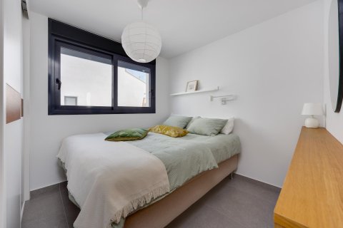 House for sale in Guardamar del Segura, Alicante, Spain 2 bedrooms, 124.1 sq.m. No. 196064 - photo 14