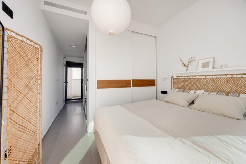 House for sale in Guardamar del Segura, Alicante, Spain 2 bedrooms, 124.1 sq.m. No. 196064 - photo 27