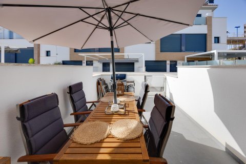 House for sale in Guardamar del Segura, Alicante, Spain 2 bedrooms, 124.1 sq.m. No. 196064 - photo 3