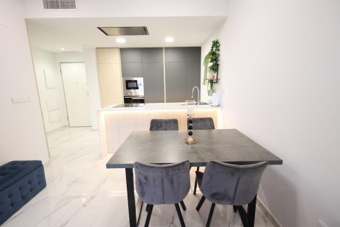 Apartament w Torrevieja, Alicante, Hiszpania 2 sypialnie, 81 mkw. nr 168851 – zdjęcie 12