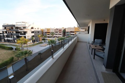 Apartament w Torrevieja, Alicante, Hiszpania 2 sypialnie, 81 mkw. nr 168851 – zdjęcie 9