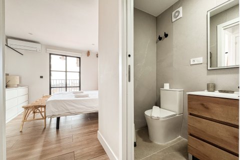 Apartment for sale in Alicante, Spain 2 bedrooms, 110 sq.m. No. 155078 - photo 17