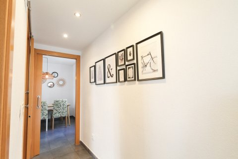 Apartment for sale in Alicante, Spain 3 bedrooms, 84 sq.m. No. 155077 - photo 25