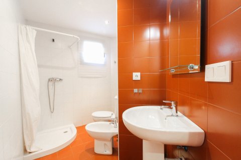 Apartment for sale in Alicante, Spain 3 bedrooms, 84 sq.m. No. 155077 - photo 18