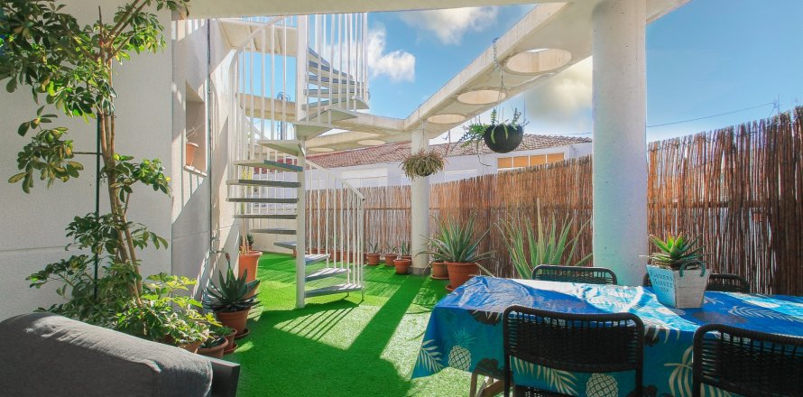 Apartment in Alicante, Spain 3 bedrooms, 84 sq.m. No. 155077