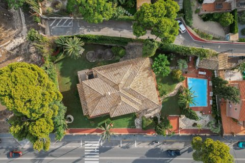 Villa zum Verkauf in Alicante, Spanien 8 Schlafzimmer, 473 m2 Nr. 155080 - Foto 16