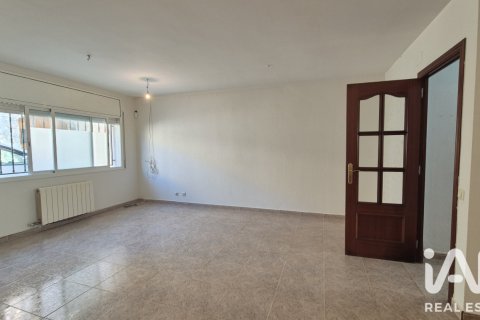 Casa adosada en venta en Castellet i la Gornal, Barcelona, España 5 dormitorios, 129 m2 No. 193466 - foto 5