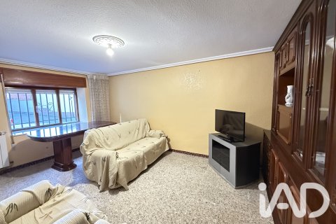 Продажа дома в Вильяманьян, Леон, Испания 3 спальни, 402м2 №193470 - фото 10