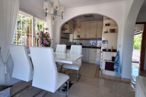 Villa zum Verkauf in La Nucia, Alicante, Spanien 4 Schlafzimmer, 157 m2 Nr. 181265 - Foto 9