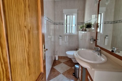 Villa zum Verkauf in La Nucia, Alicante, Spanien 4 Schlafzimmer, 157 m2 Nr. 181265 - Foto 12