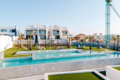 Bungalow for sale Rojales, Alicante, Spain 4 bedrooms, 258 sq.m. No. 114110 - photo 20