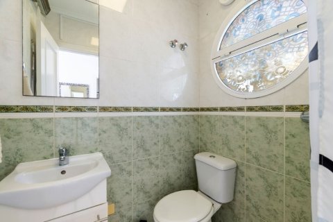 Kaupunkipientalo myytävänä Alicante, Espanja, 3 makuuhuonetta, 75 m2 No. 150154 - kuva 15